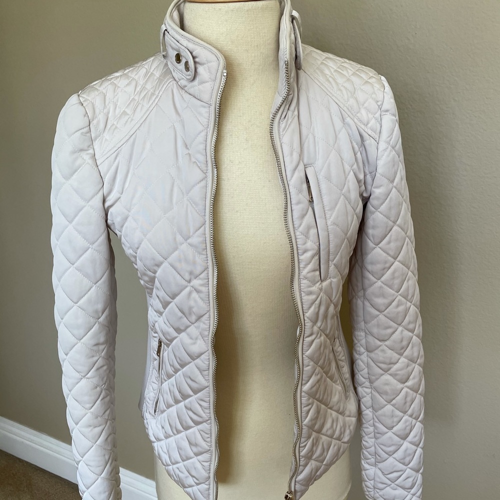 Zara lightweight quilted jacket - size small